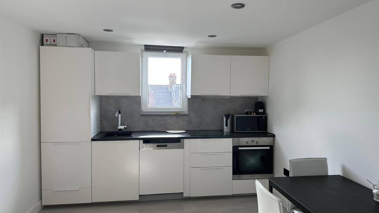Stunning New 1 Bedroom Apartment Londyn Zewnętrze zdjęcie