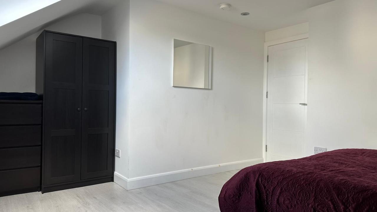 Stunning New 1 Bedroom Apartment Londyn Zewnętrze zdjęcie